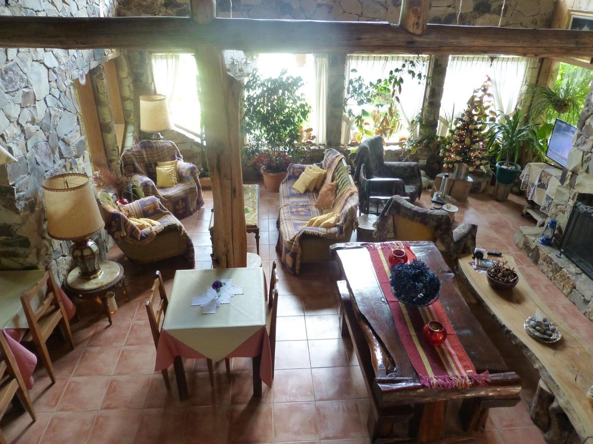 Hosteria Brisas Del Cerro Villa La Angostura Exterior photo
